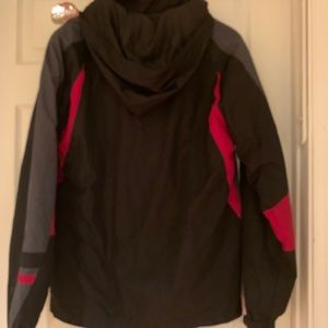 A winter jacket gentle use.